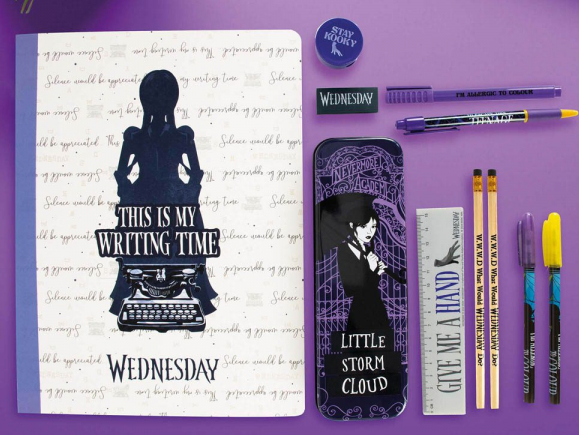 Wednesday Addams schreibwaren, Merchandise